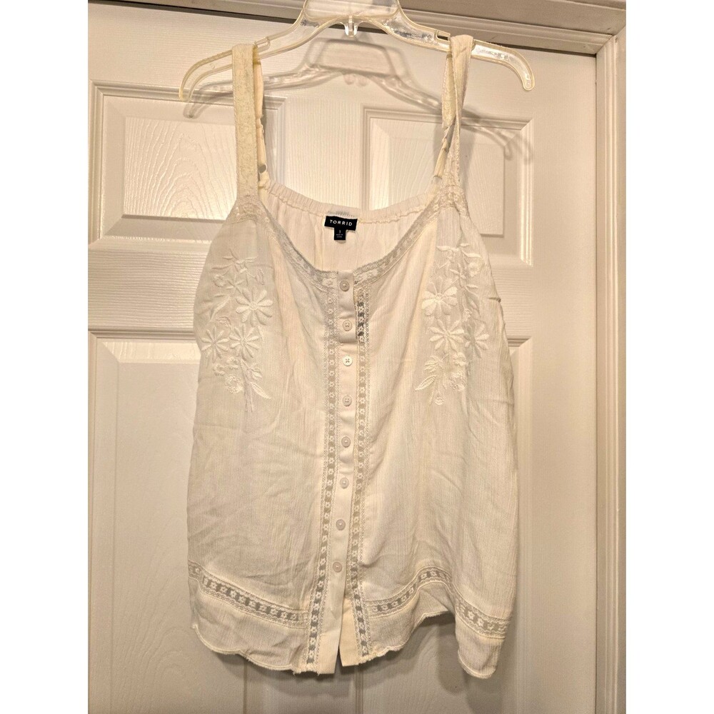 NWT Torrid White Gauze Lace Trim Embroidered Button Front Cami 1X Square Neck
